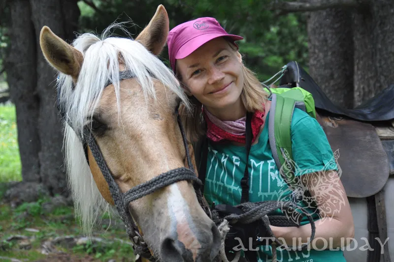 Тур на лошадях по Алтаю